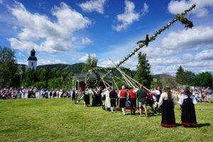 midsommar i hälsingland