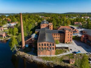 Holma Helsinglands har sedan starten 1898 varit en drivande kraft inom spinneri- och textilindustrin, inte bara i Hälsingland utan även i Sverige och internationellt.